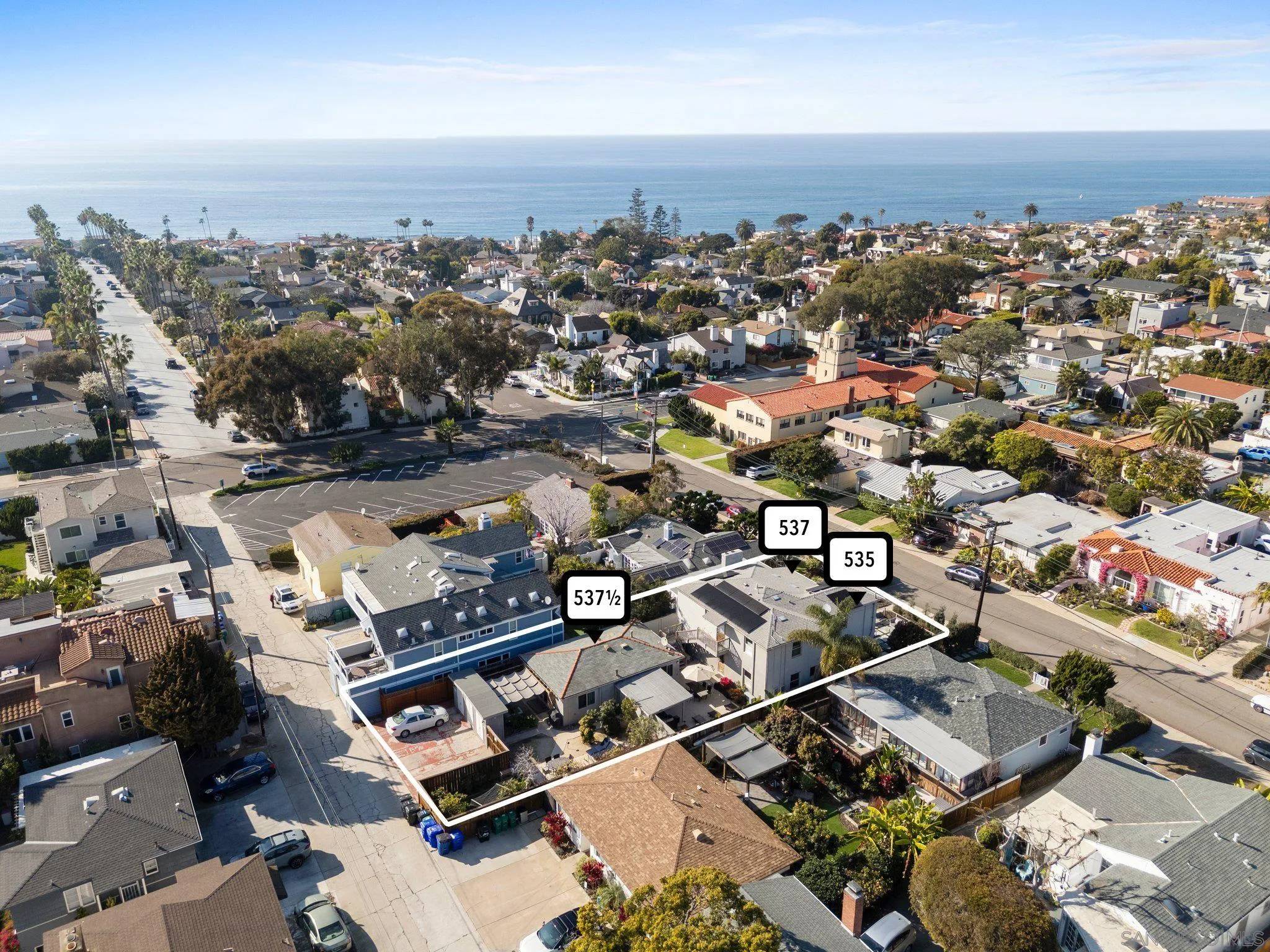 La Jolla, CA 92037,535-537 1/2 Fern Glen #3