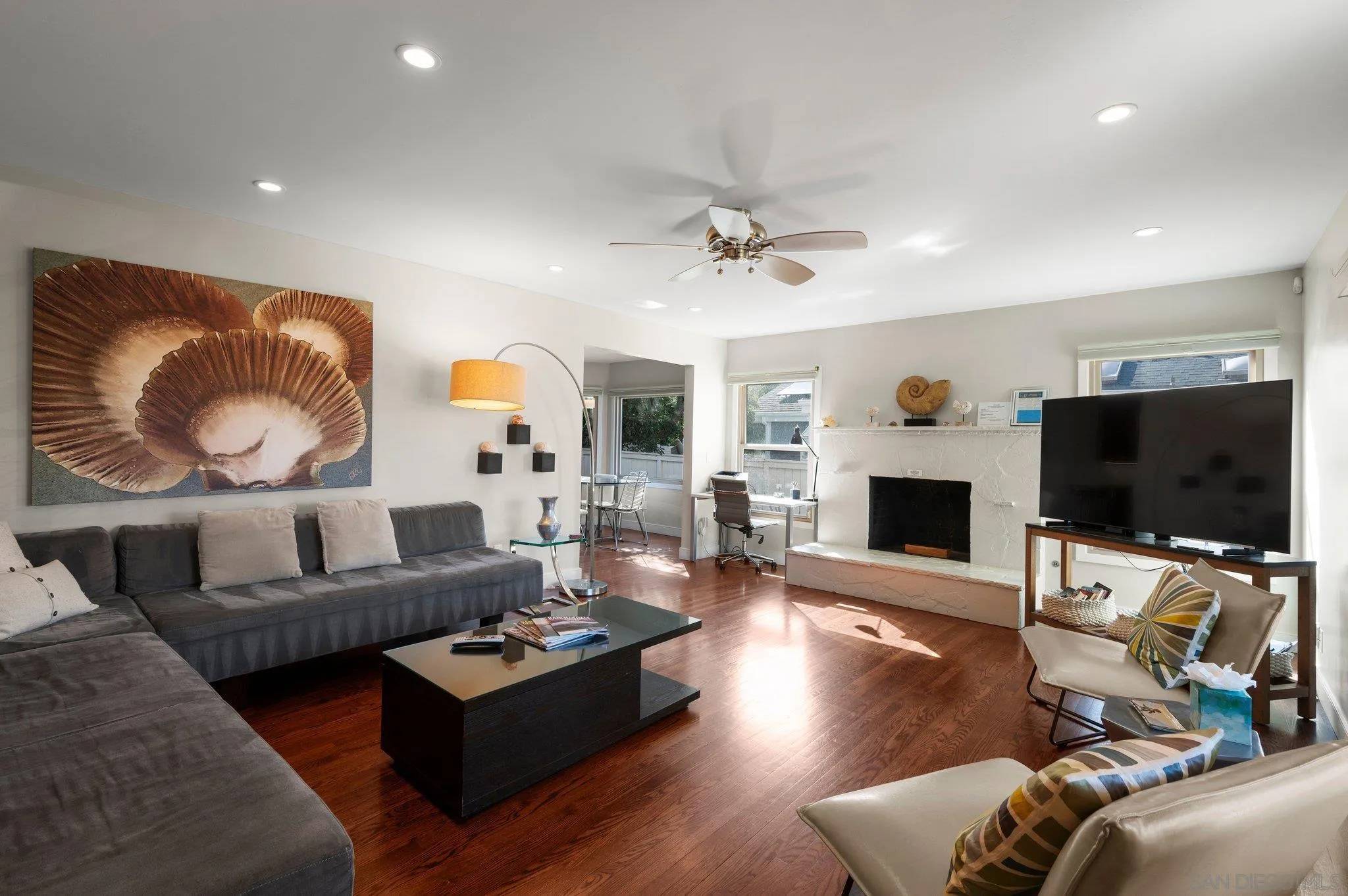 La Jolla, CA 92037,535-537 1/2 Fern Glen