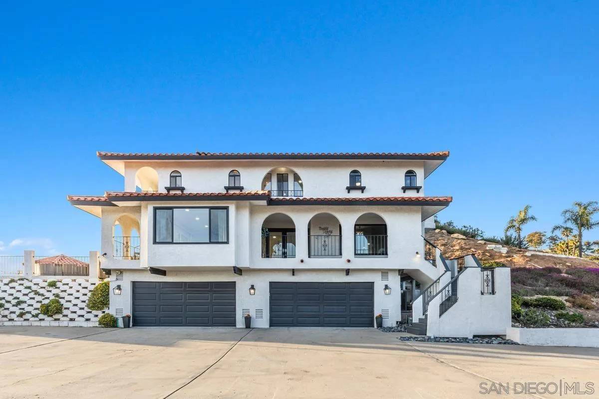 El Cajon, CA 92019,620 Calle De La Sierra