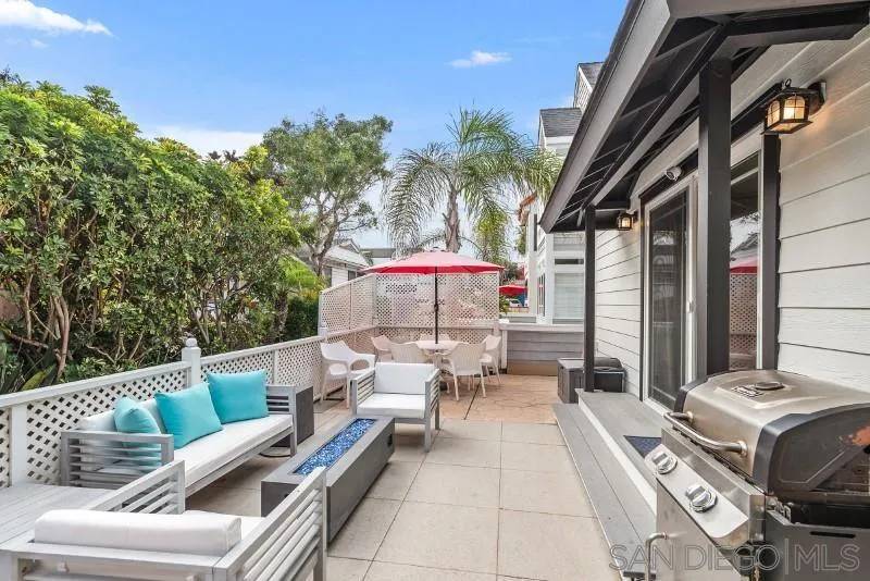 San Diego, CA 92109,810 Vanitie Ct