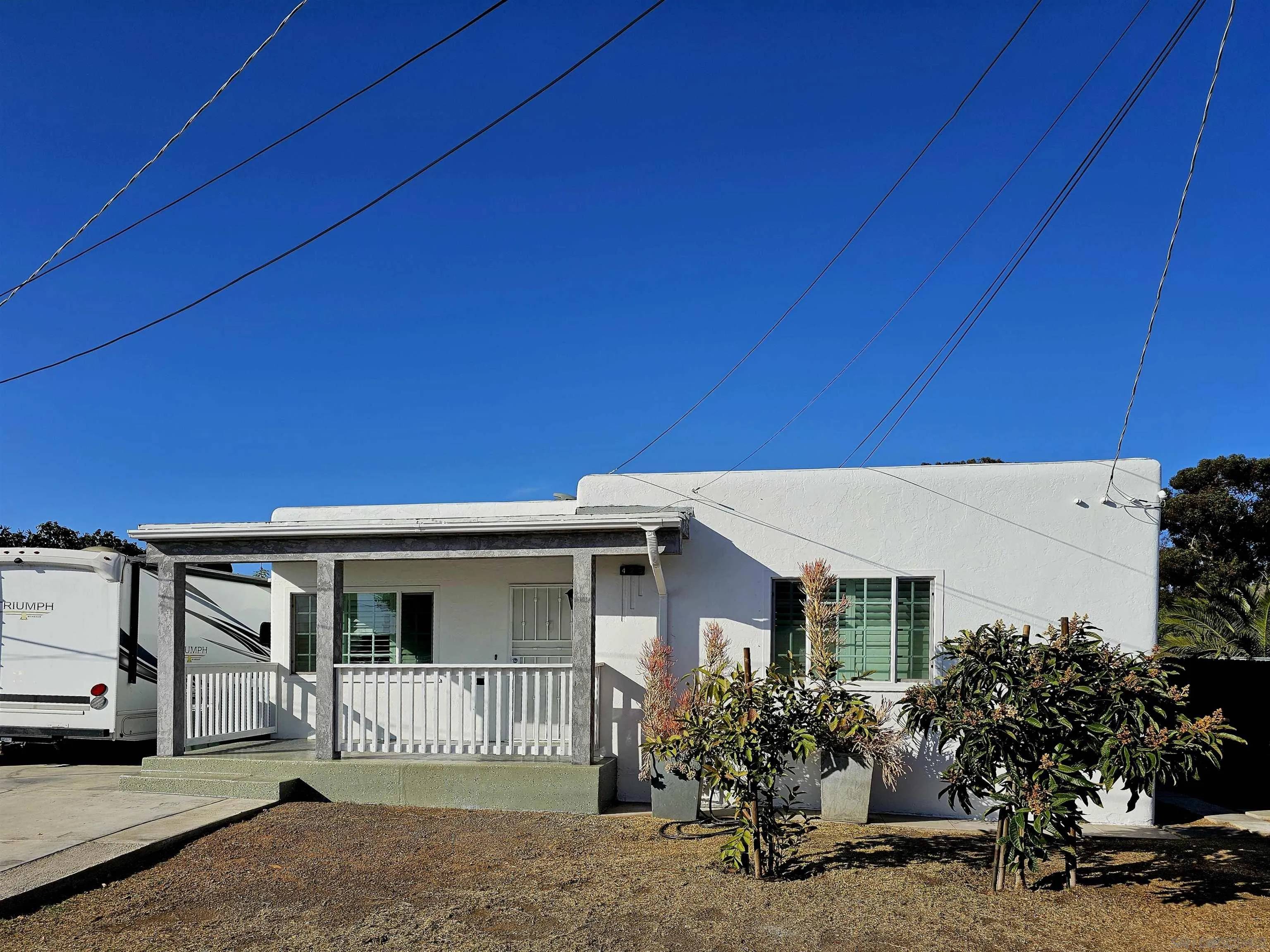 National City, CA 91950,425 E 16Th St