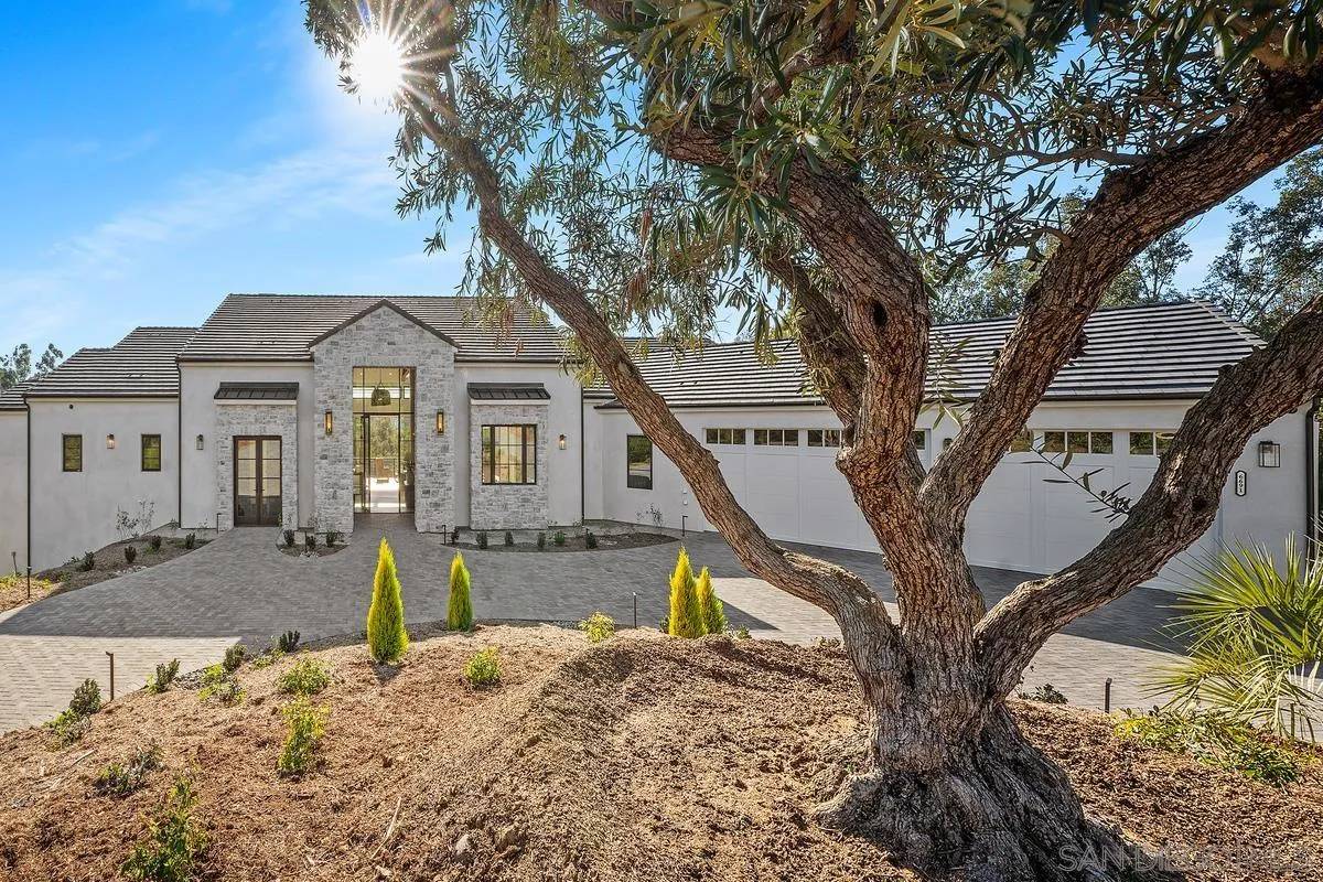 Rancho Santa Fe, CA 92067,6691-93 Camino Saucito