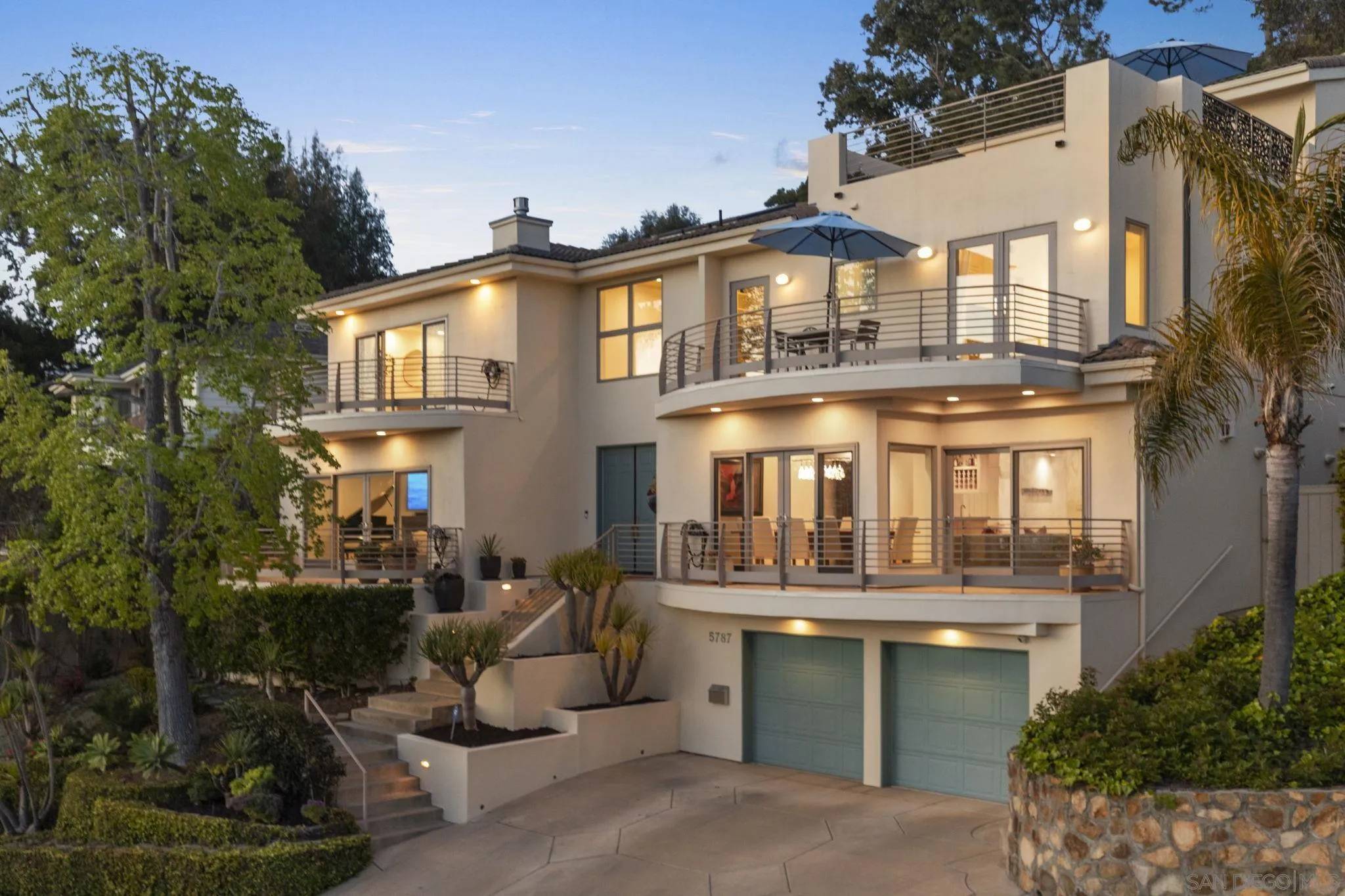La Jolla, CA 92037,5787 Bellevue Ave