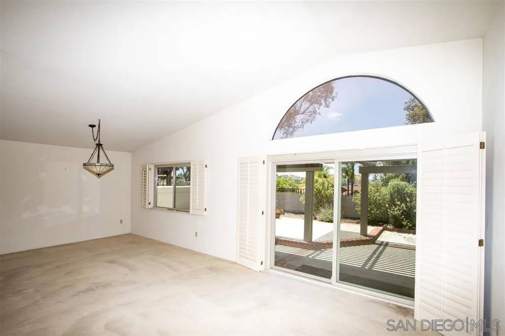 San Diego, CA 92128,13025 Avenida Marbella