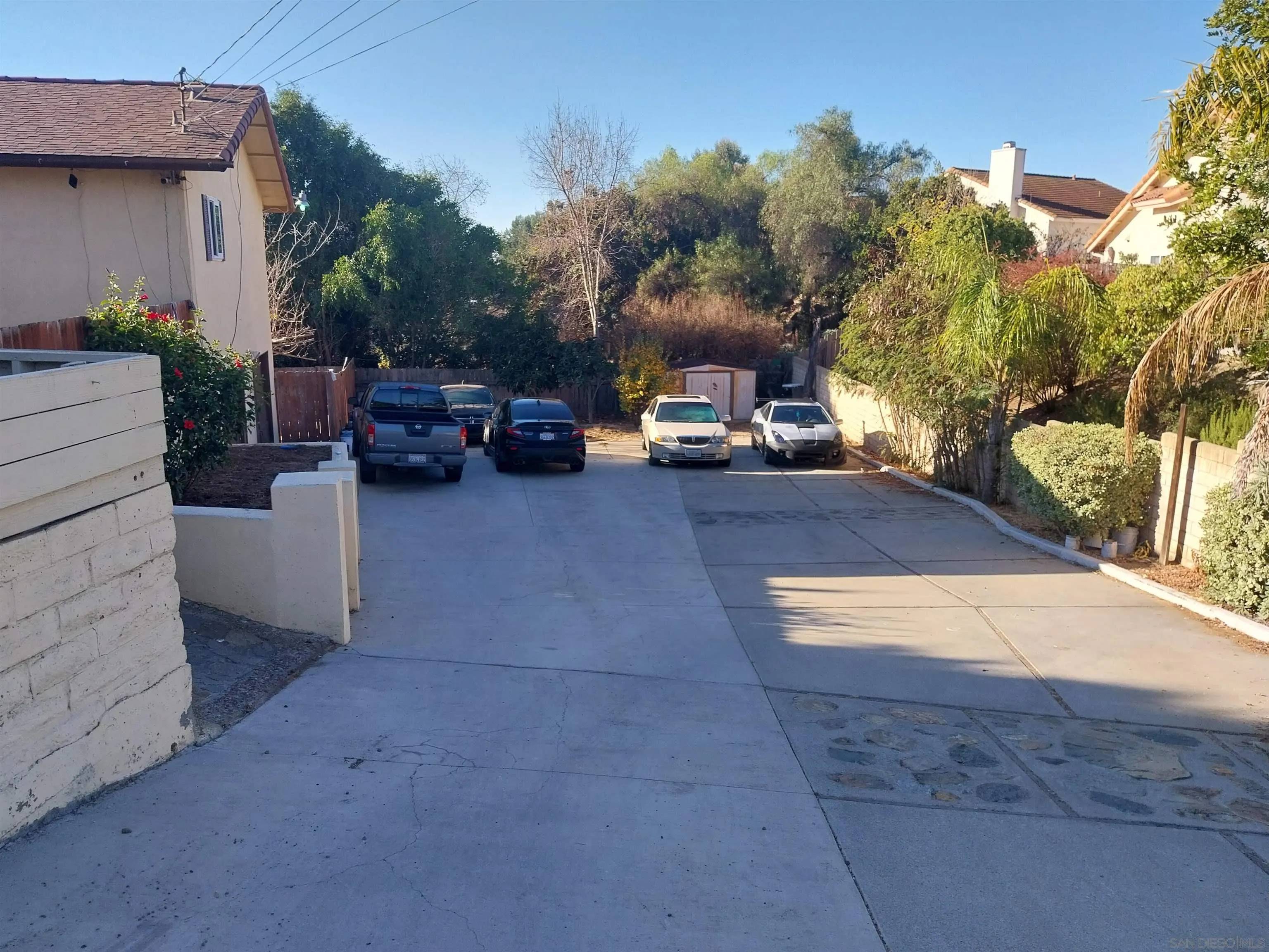 Vista, CA 92084,361 E Indian Rock Rd