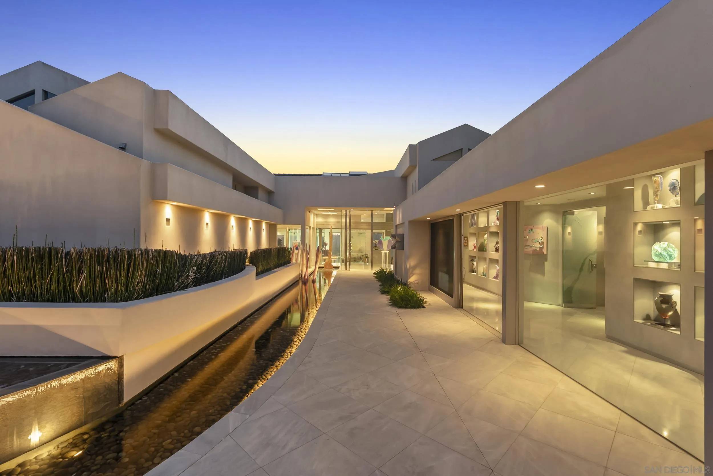 Rancho Santa Fe, CA 92067,6002 Via Posada Del Norte