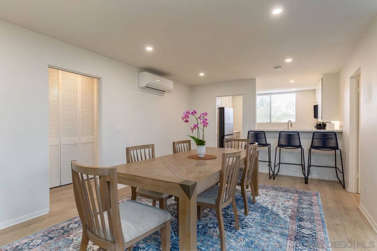 Coronado, CA 92118,200 Orange Ave #206