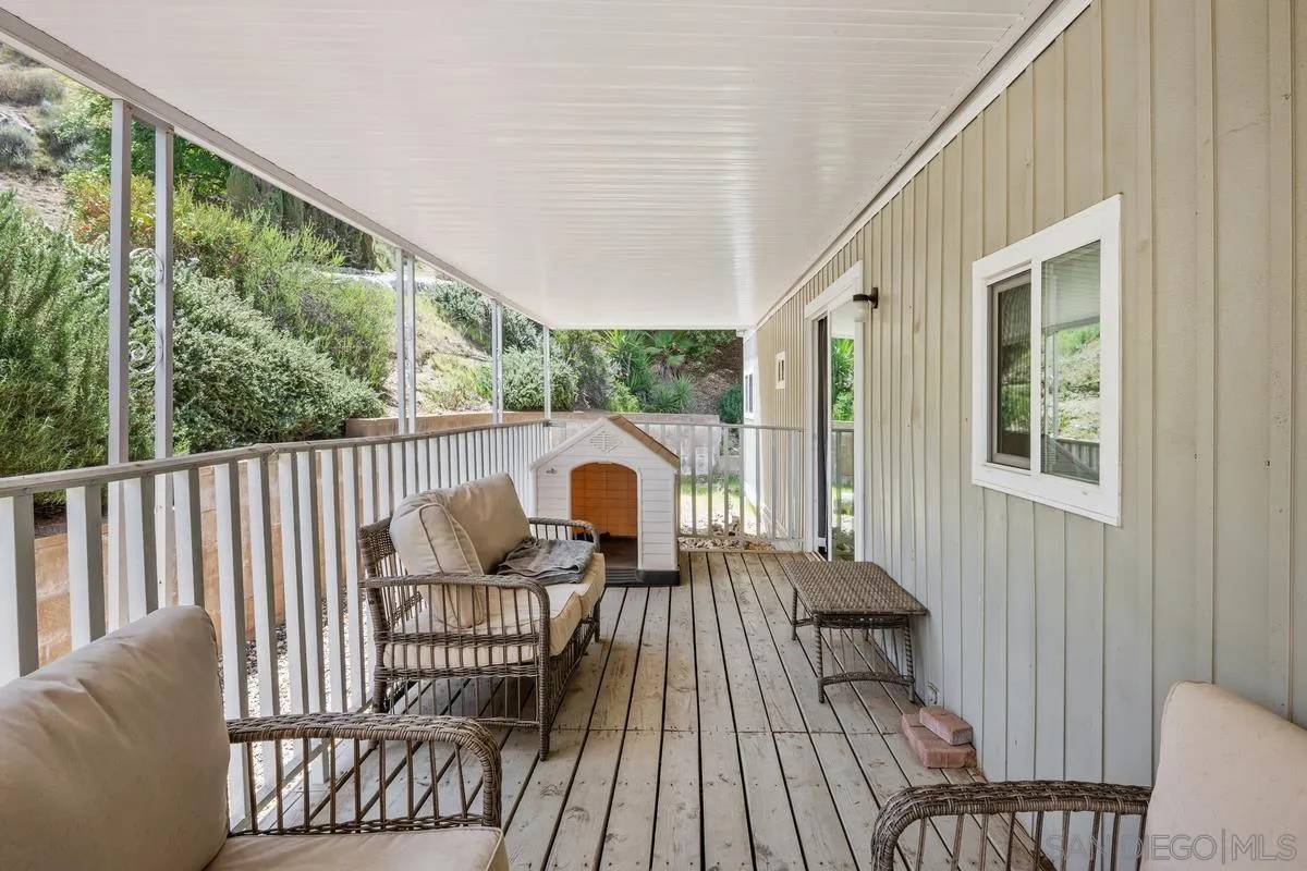 Canyon Lake, CA 92587,22819 Skylink Dr.