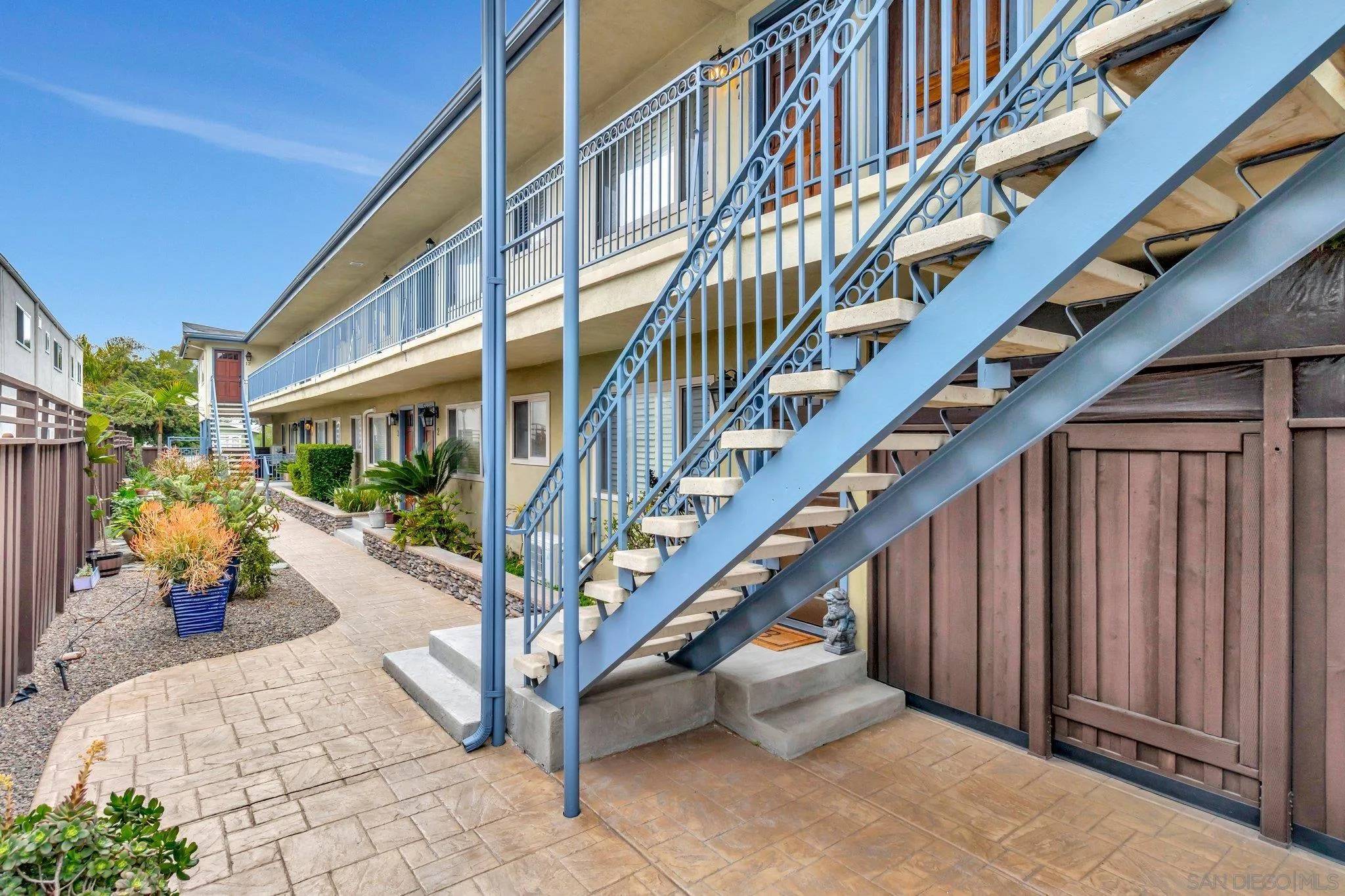 San Diego, CA 92116,4834 W Mountain View Dr #Unit 12