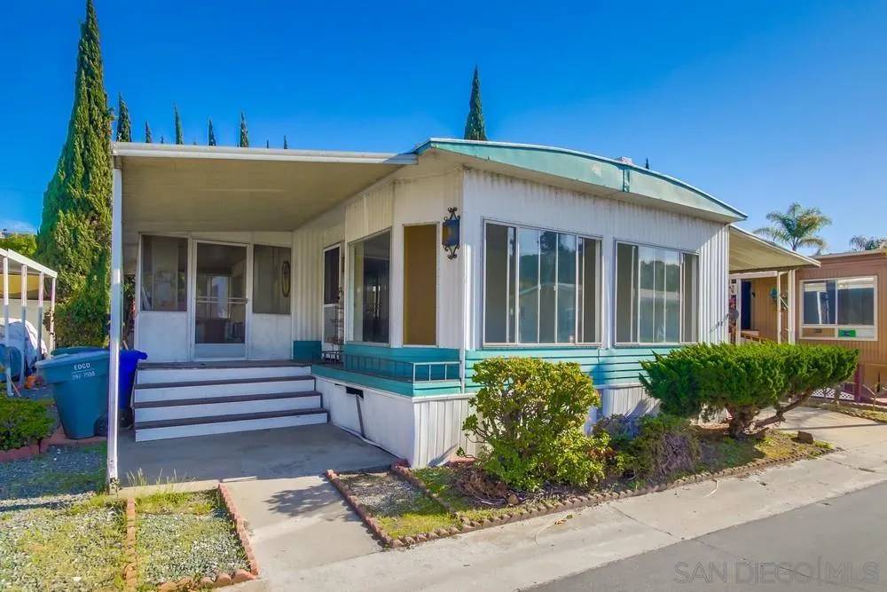 San Diego, CA 92139,3129 Calle Abajo Southeast #spc 181