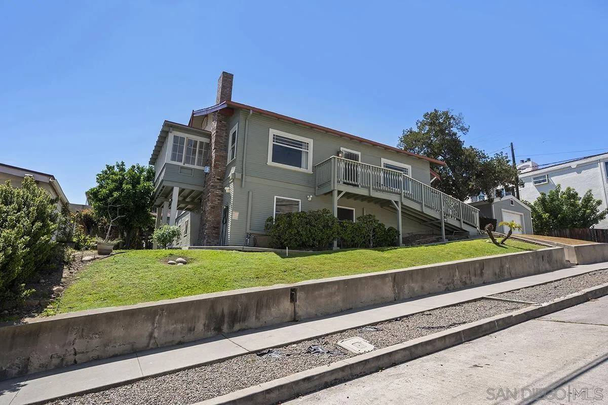 San Diego, CA 92103,1821-25 Cypress Ave
