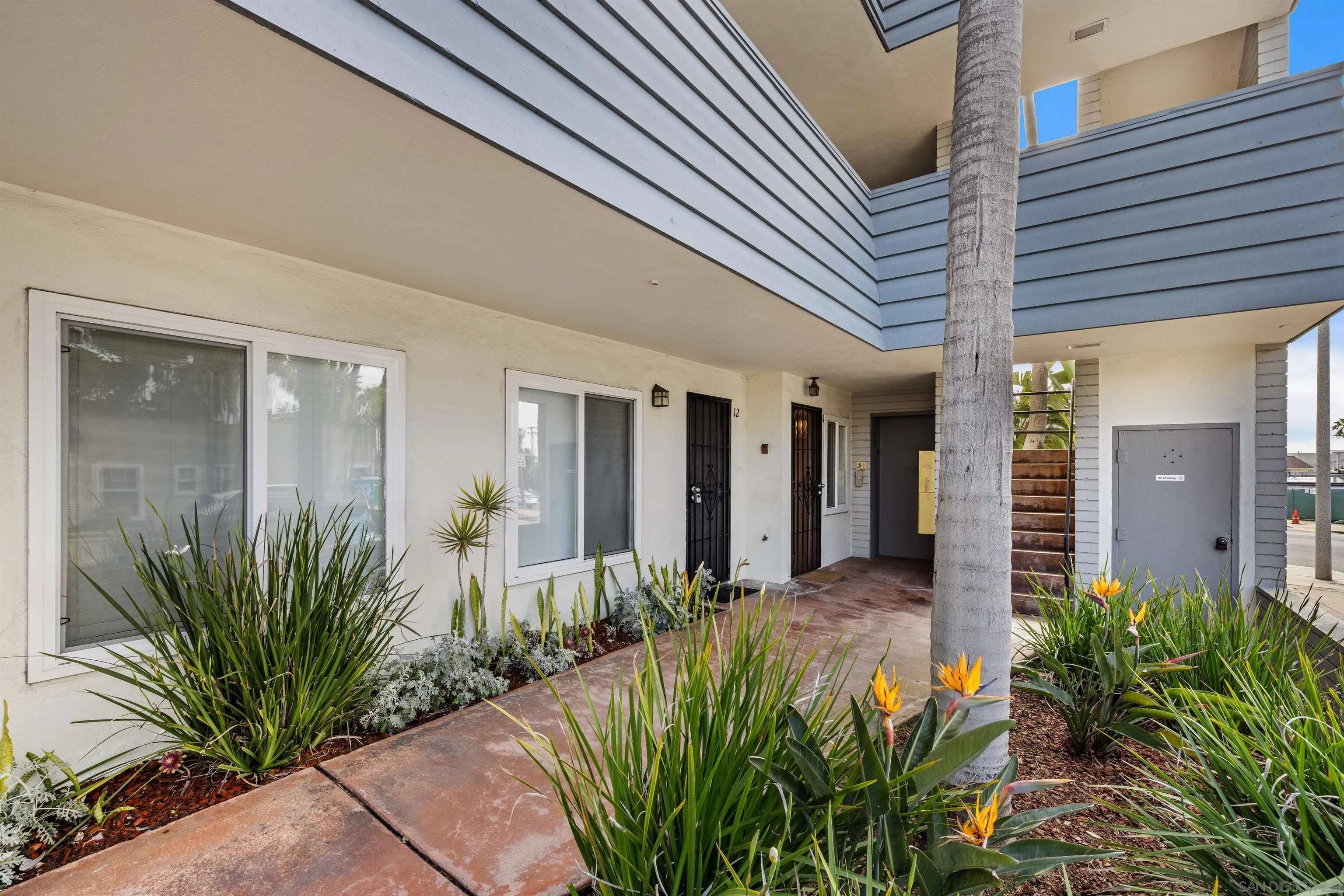 La Jolla, CA 92037,415 Gravilla St #11