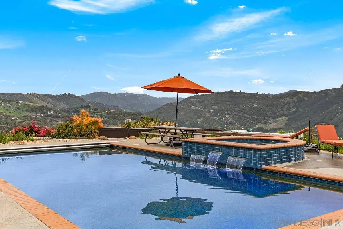 Bonsall, CA 92003,31550 Afton Farms Ln