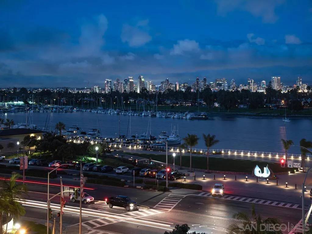 Coronado, CA 92118,1810 Avenida del Mundo #505