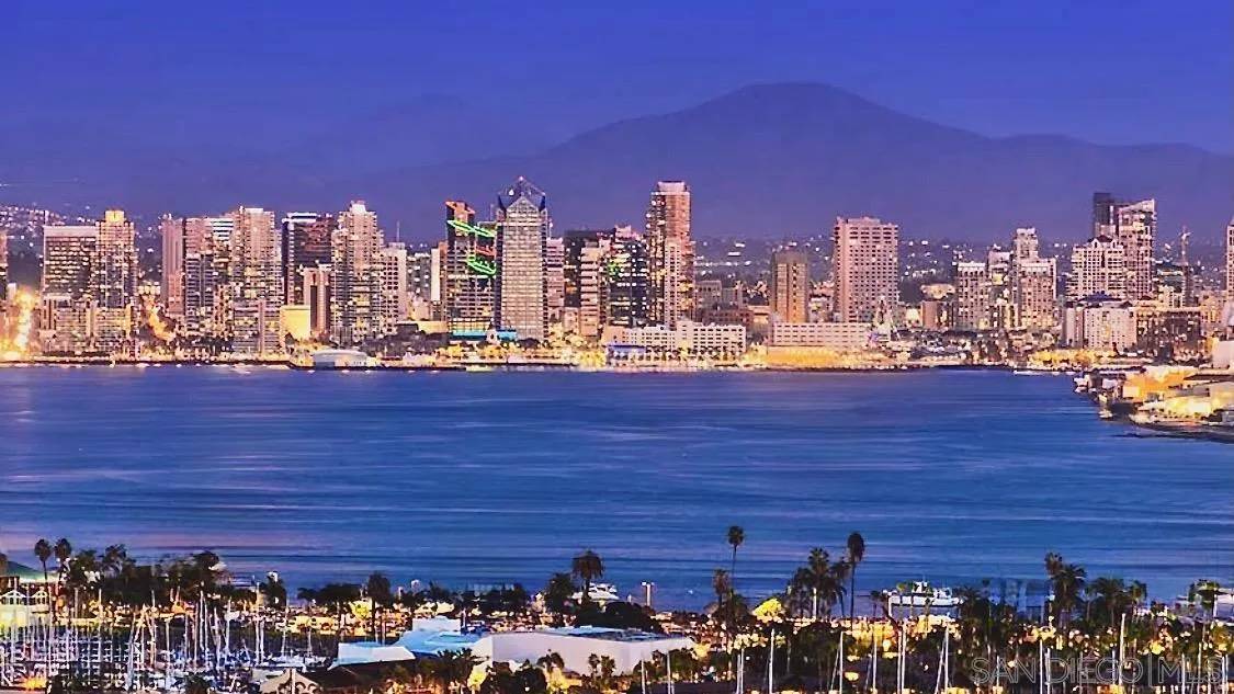 San Diego, CA 92106,3435 Dickens