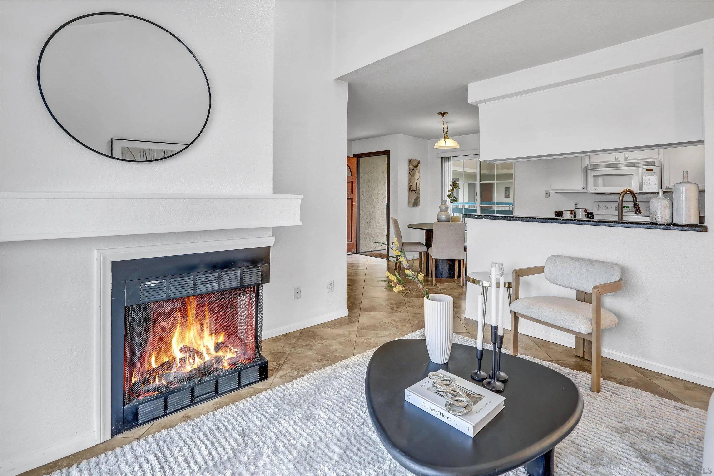 San Diego, CA 92102,2560 C St #32