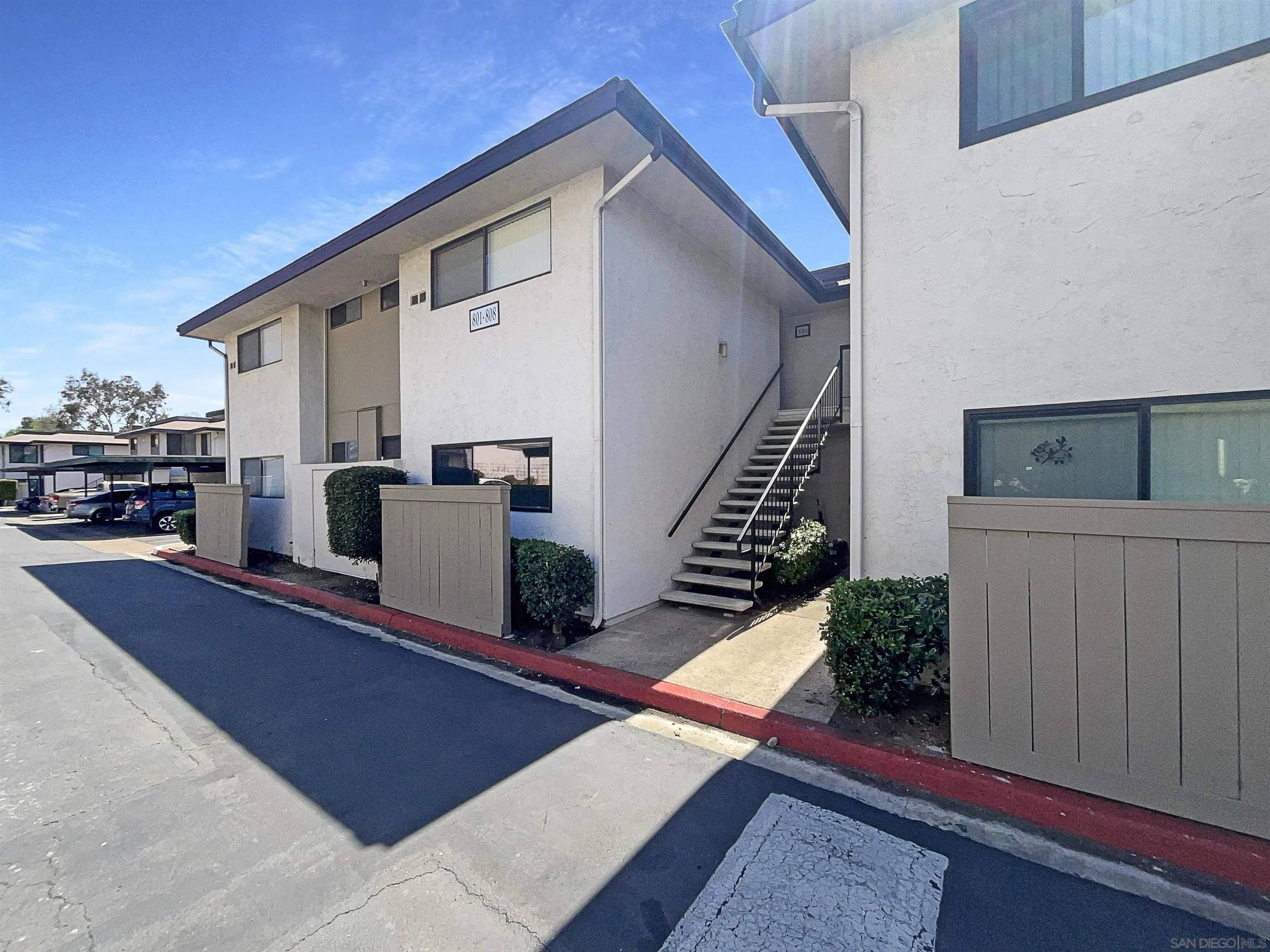 Escondido, CA 92025,450 W Vermont Ave #805