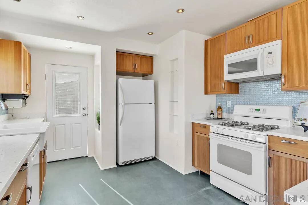 San Diego, CA 92103,4122 Vermont St