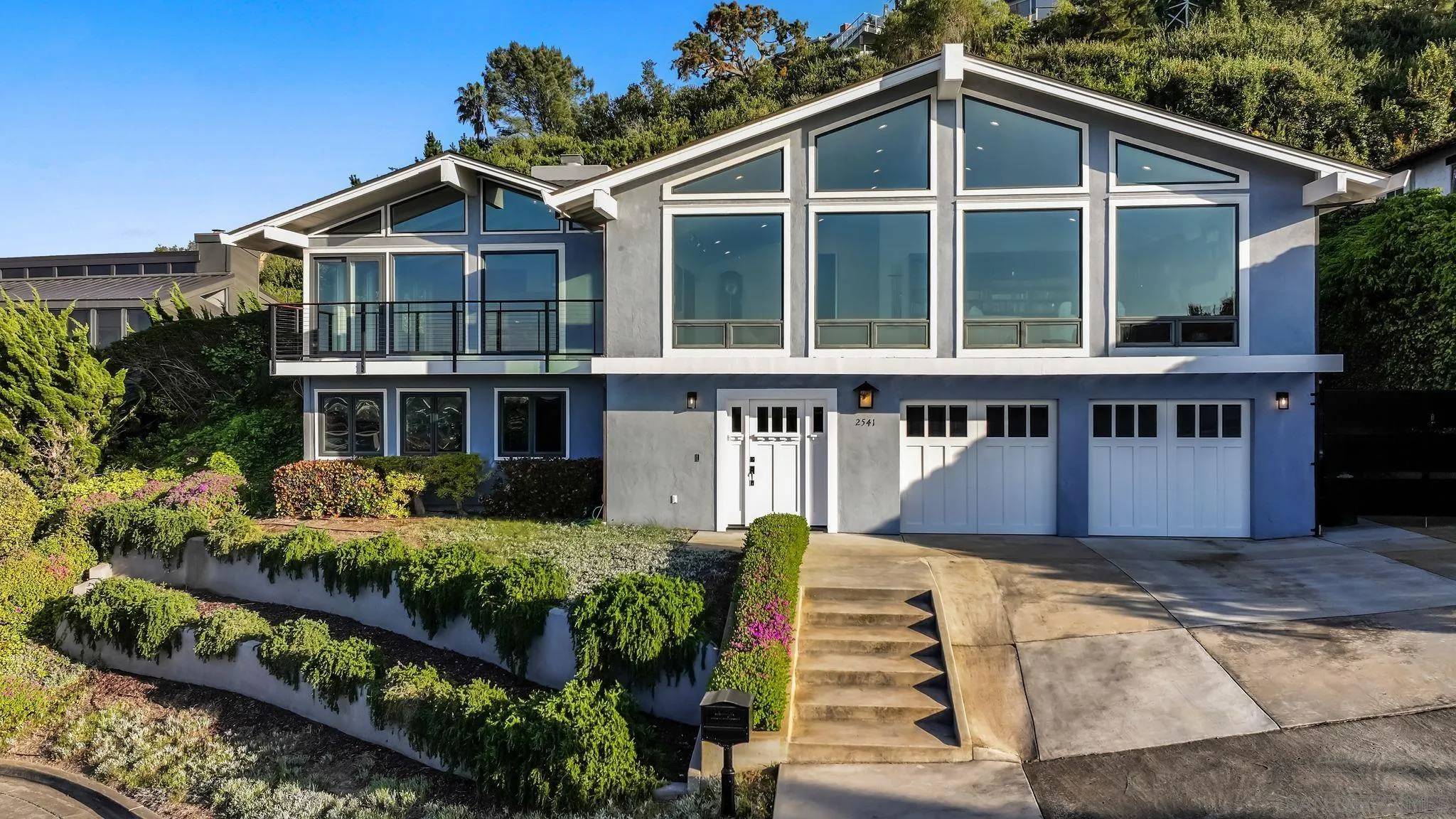 La Jolla, CA 92037,2541 Via Viesta