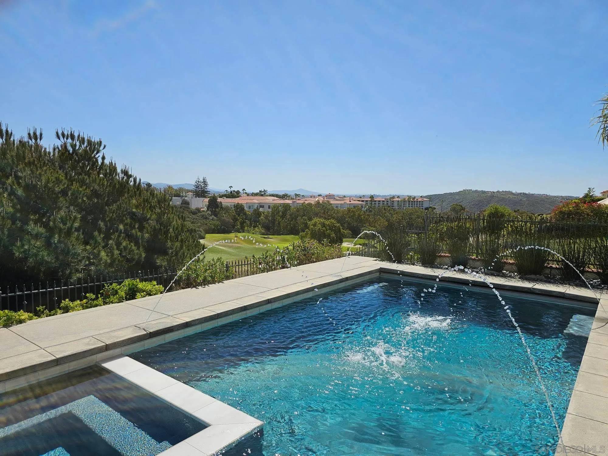 Carlsbad, CA 92011,7124 Aviara Drive