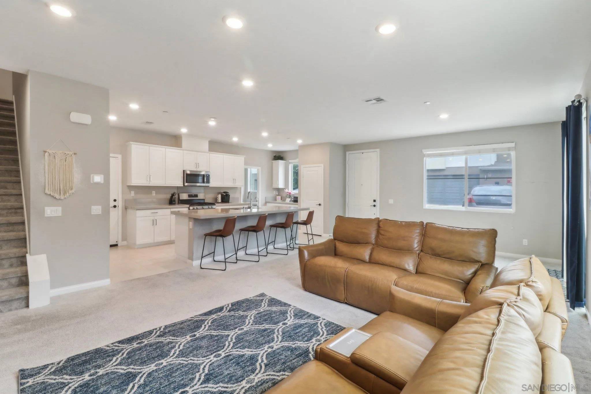 Chula Vista, CA 91913,2128 Bluestone Circle