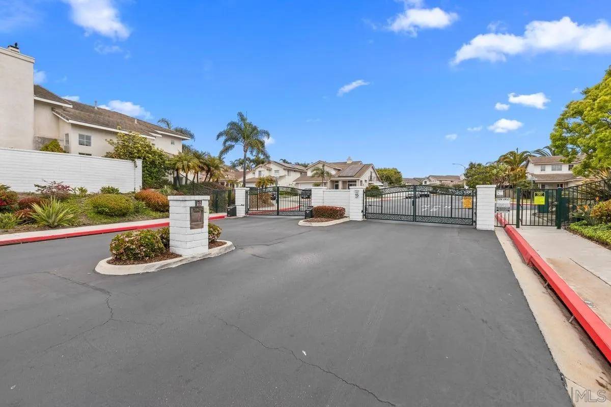 Oceanside, CA 92057,445 Primrose Way