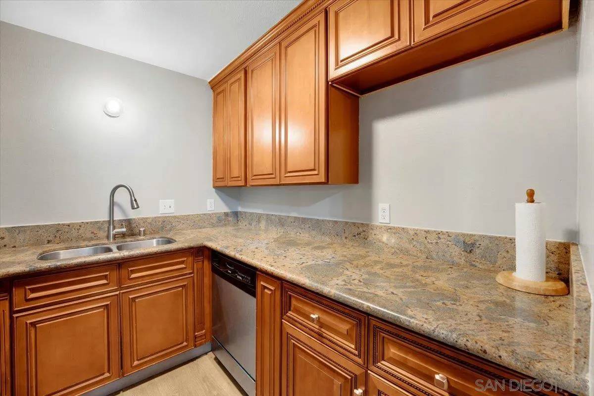 Spring Valley, CA 91977,2036 Terrakappa Ave