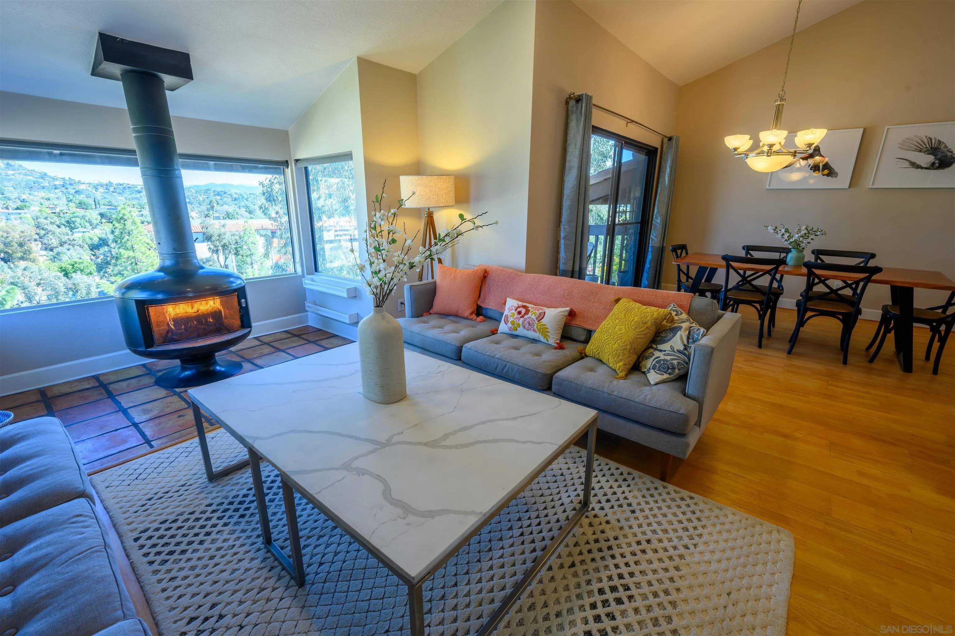 La Mesa, CA 91941,4433 Date Ave