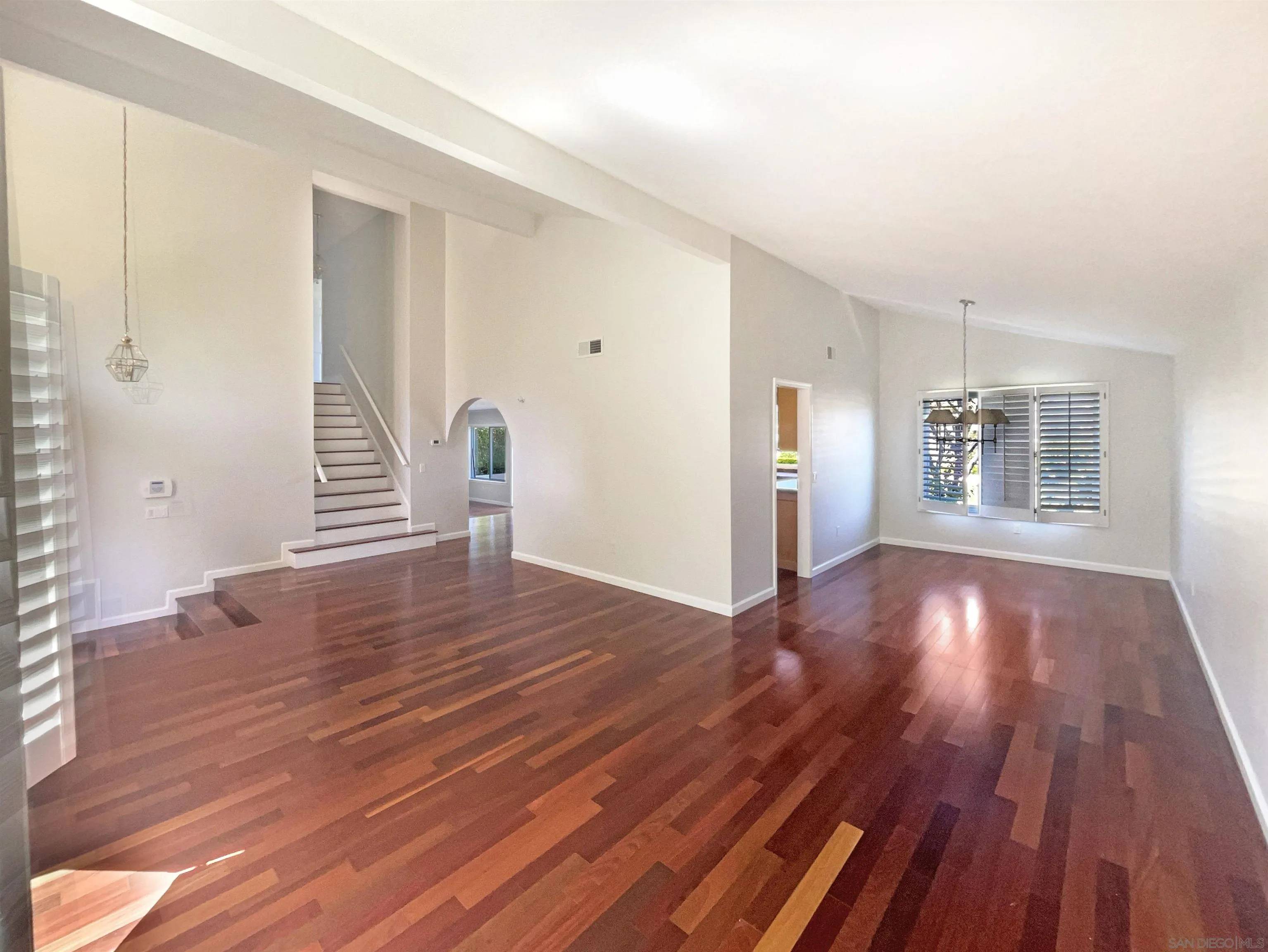 Carlsbad, CA 92009,2644 La Costa Ave