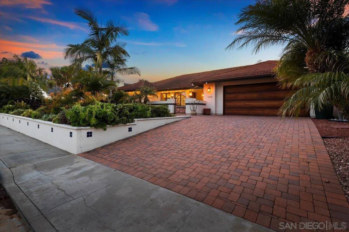 San Marcos, CA 92078,1042 La Sombra Dr