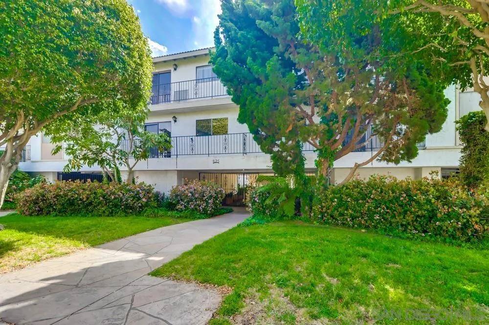 Coronado, CA 92118,835 E Ave #A
