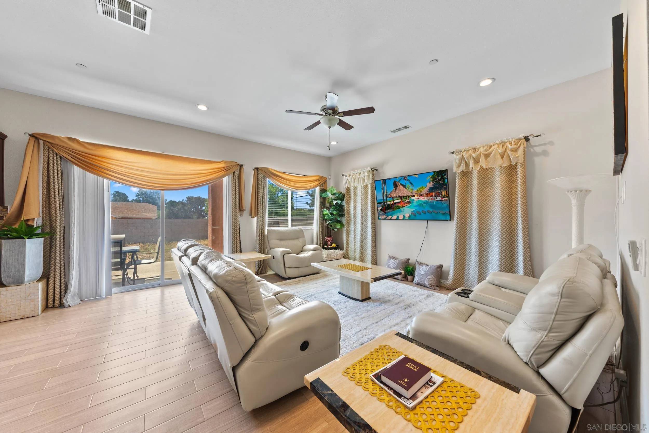 Fontana, CA 92336,15515 Curtis Ave