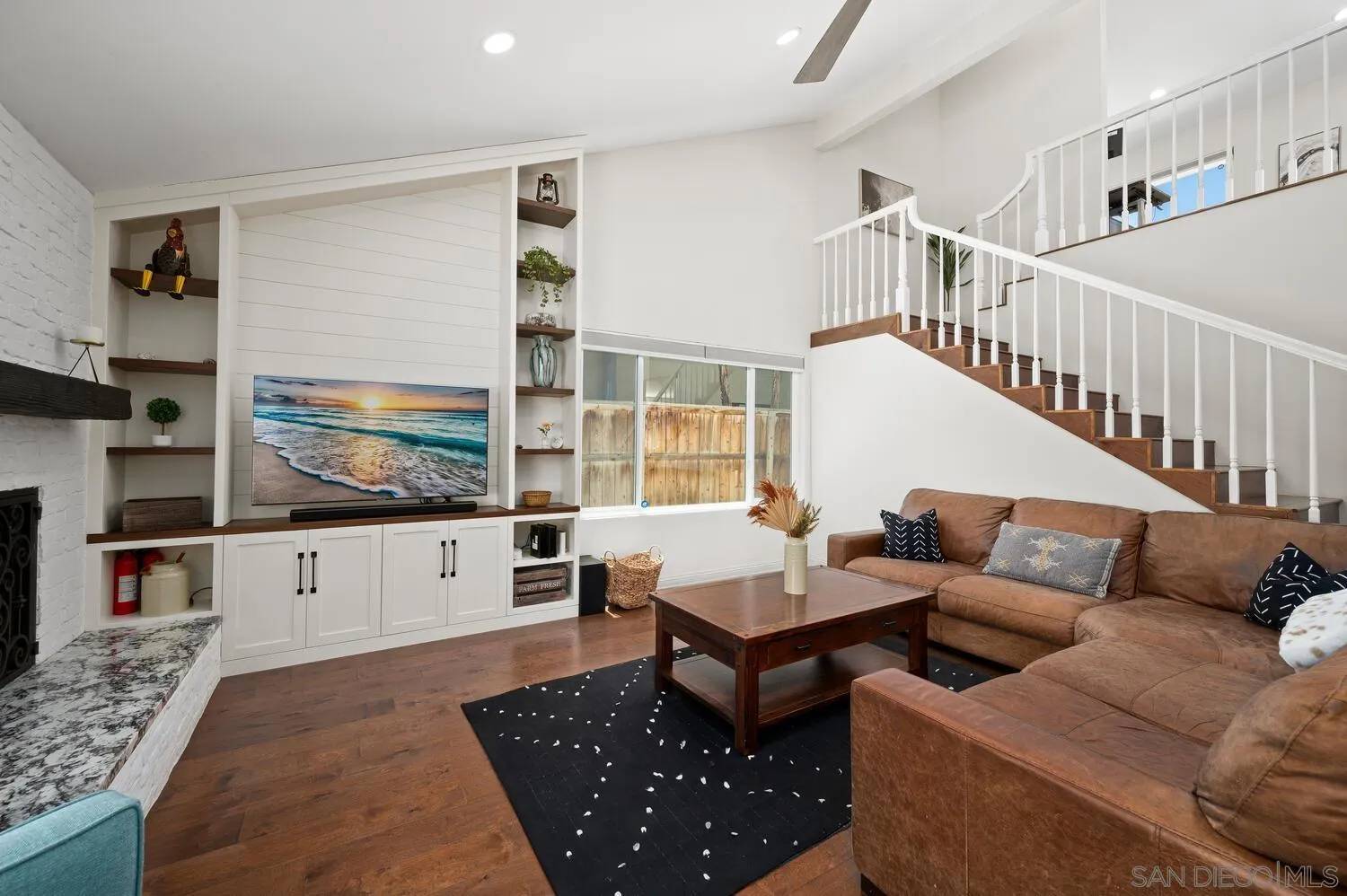 San Diego, CA 92117,4048 Raffee Dr