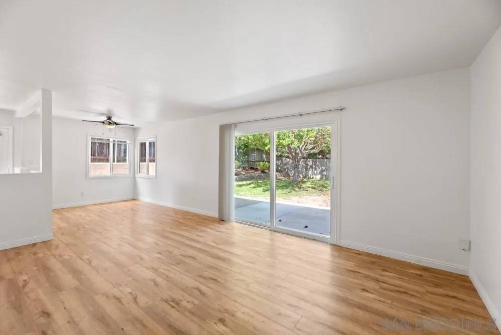 San Diego, CA 92117,4413 Mount Castle Ave