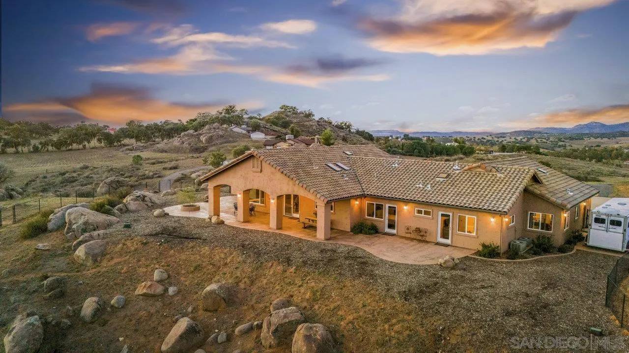 Ramona, CA 92065,19577 Oak Mountain Rd
