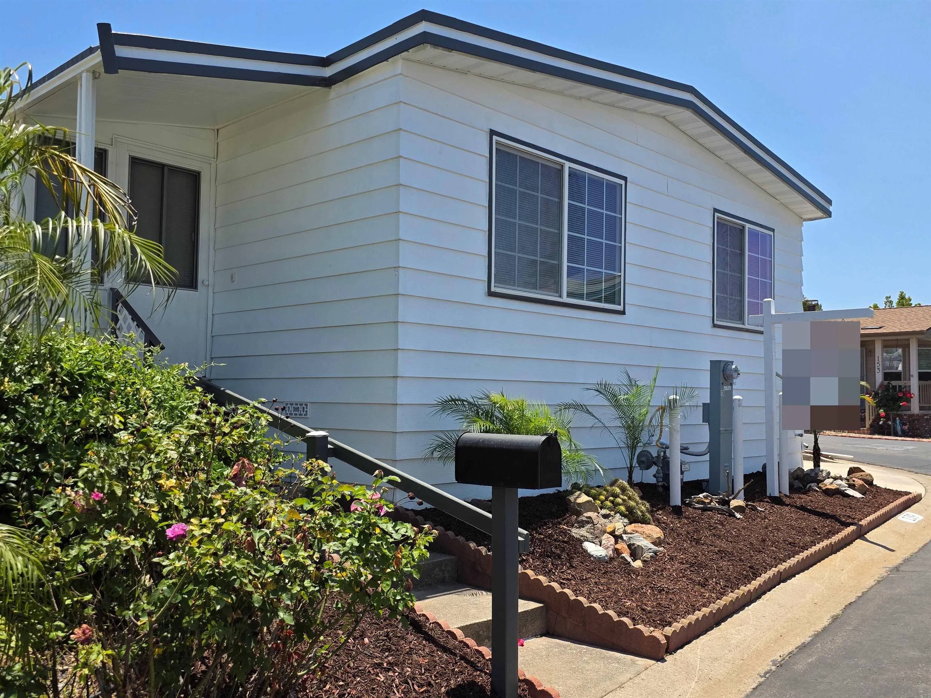 Escondido, CA 92026,525 W El Norte Pkwy ## 139