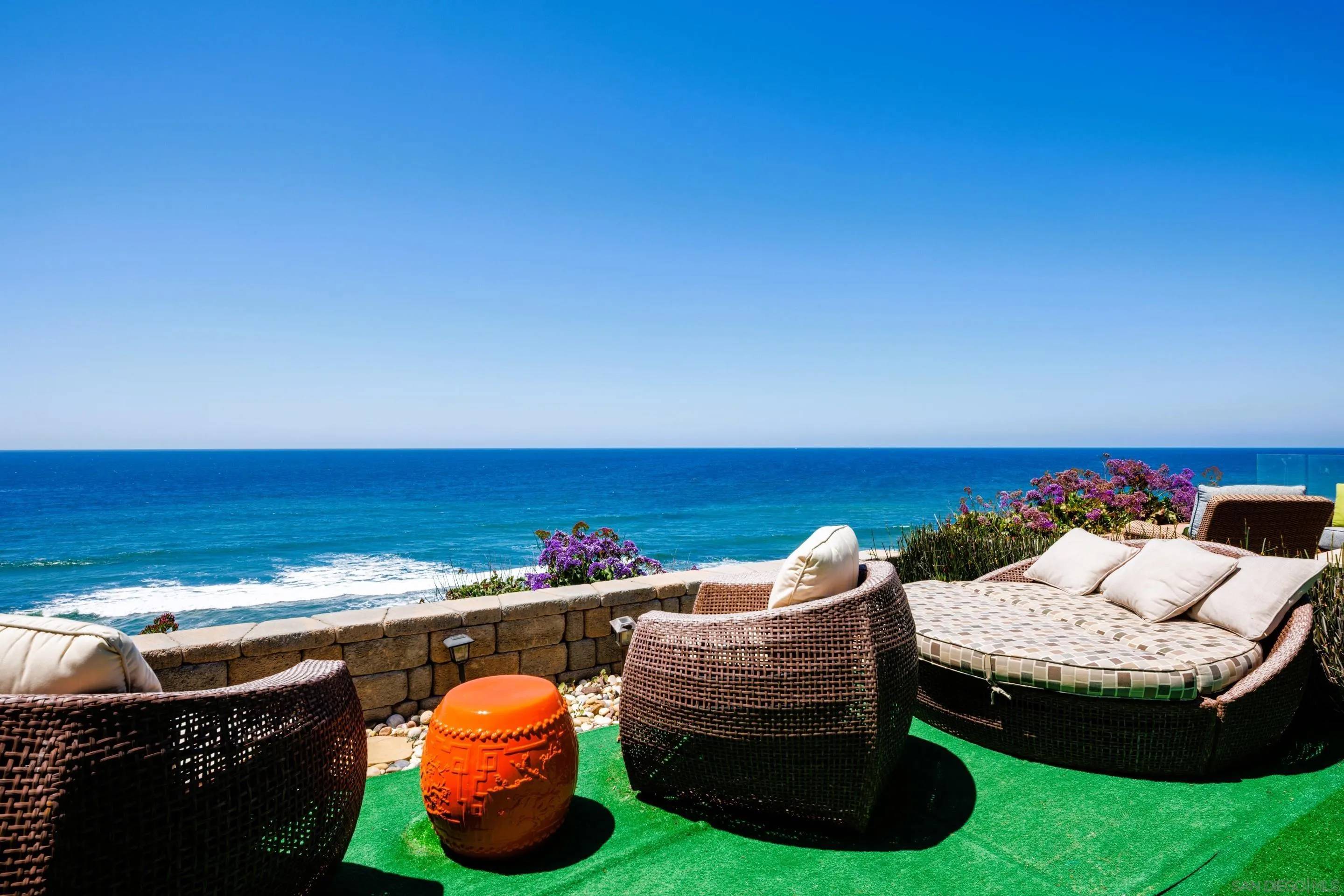 Encinitas, CA 92024,194 Neptune Ave