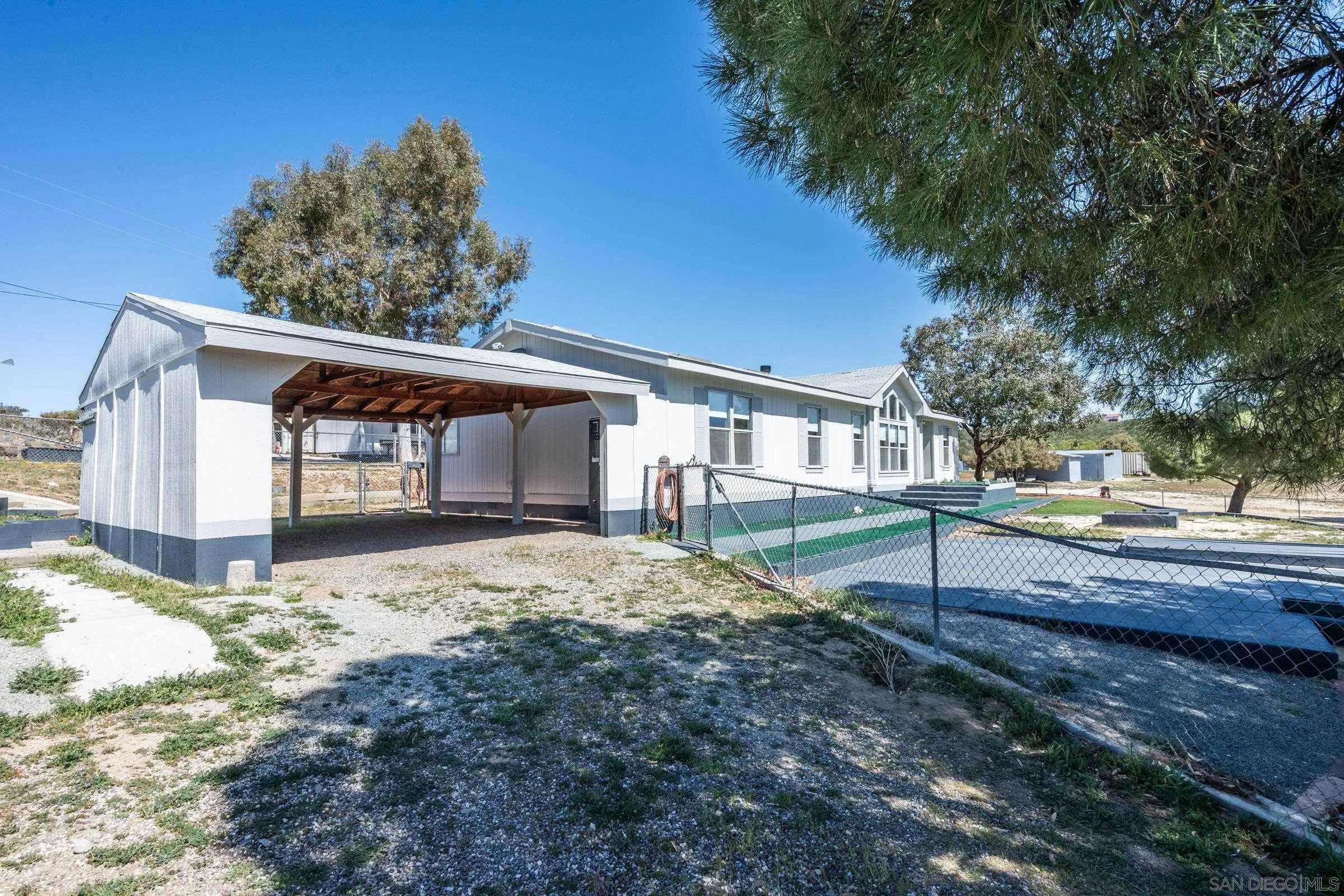 Jacumba, CA 91934,1525 Tea Rose Lane