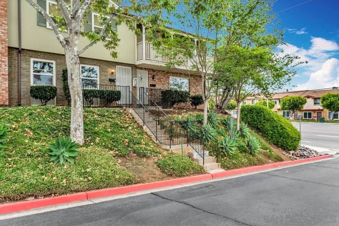 El Cajon, CA 92021,8024 Winter Gardens Blvd Unit A