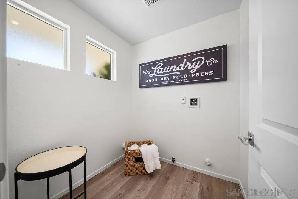 Lemon Grove, CA 91945,8182 Golden Ave