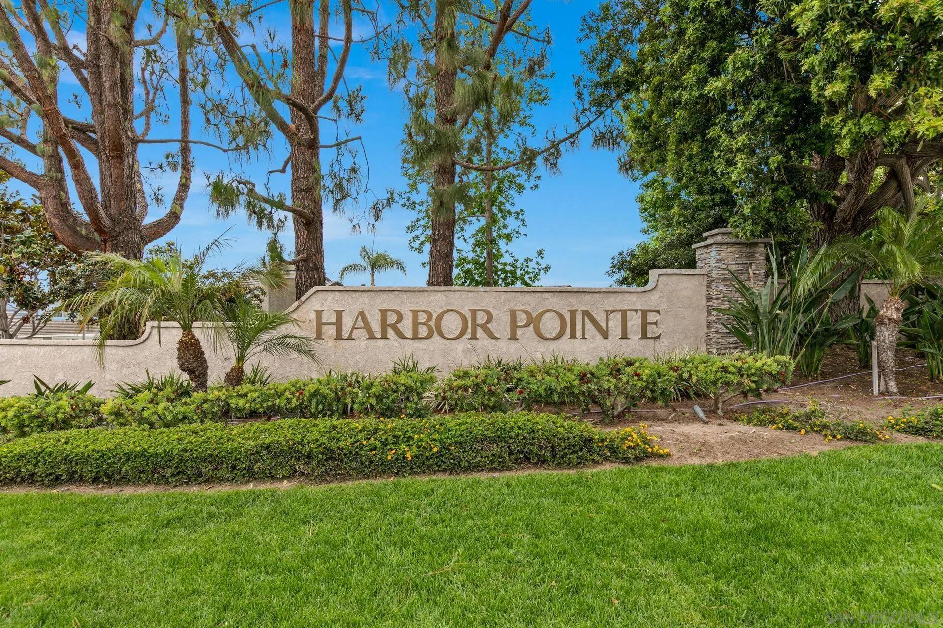 Carlsbad, CA 92011,802 Spindrift Ln