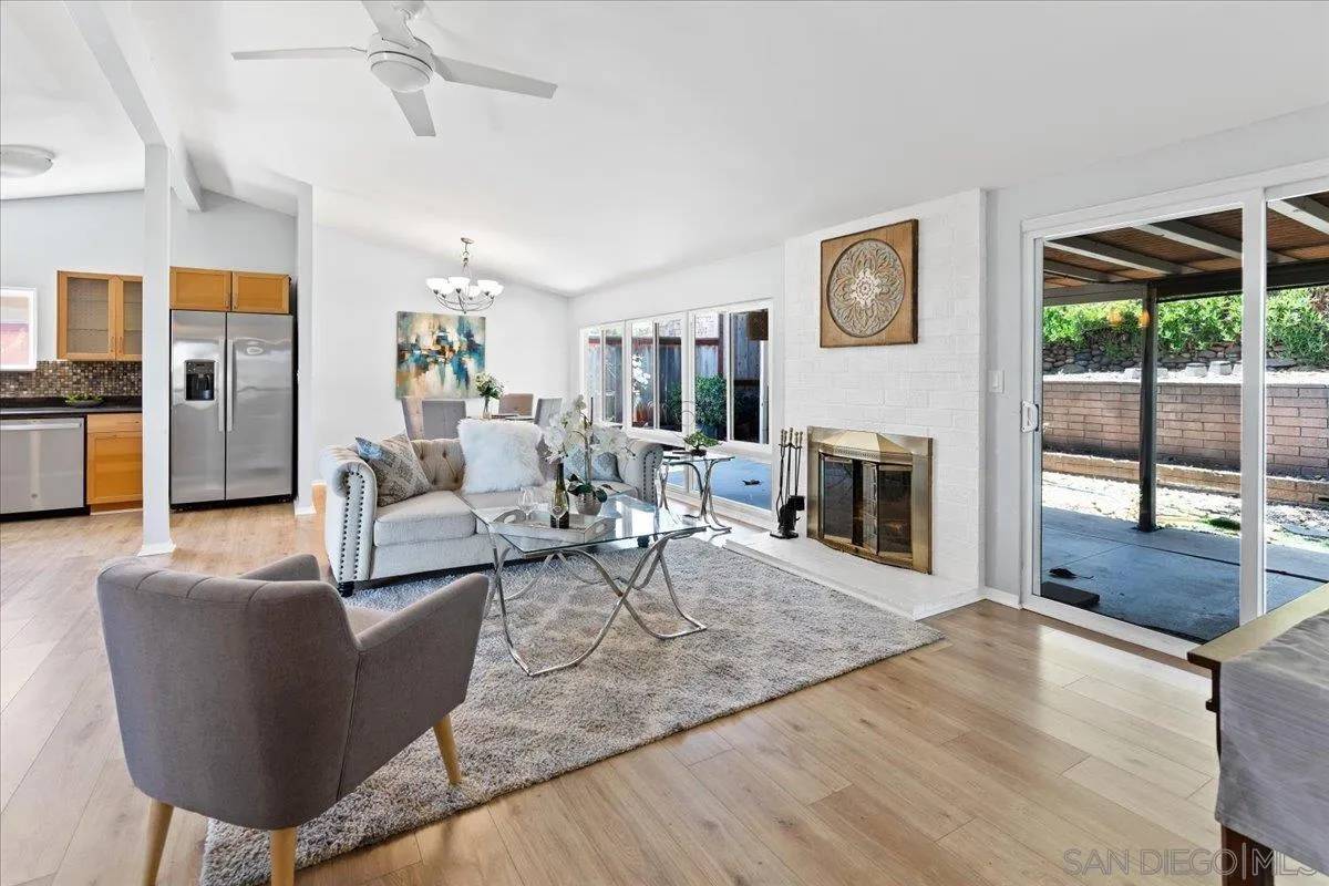 San Diego, CA 92123,9021 Ronda Ave