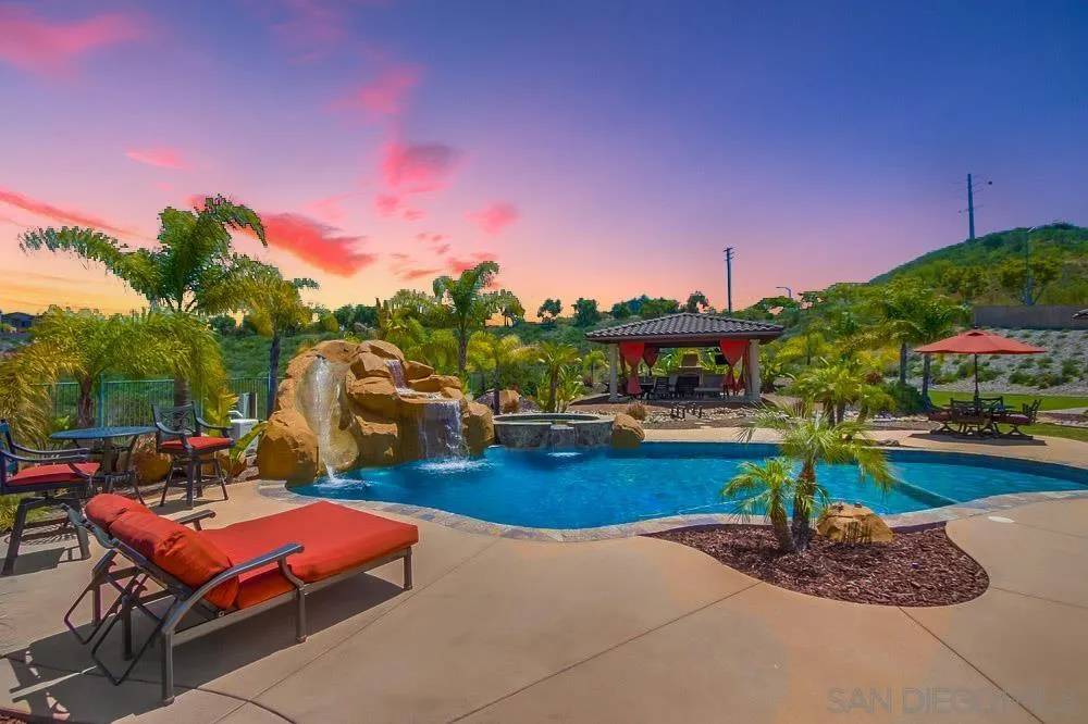 San Diego, CA 92131,14190 Green Valley Ct