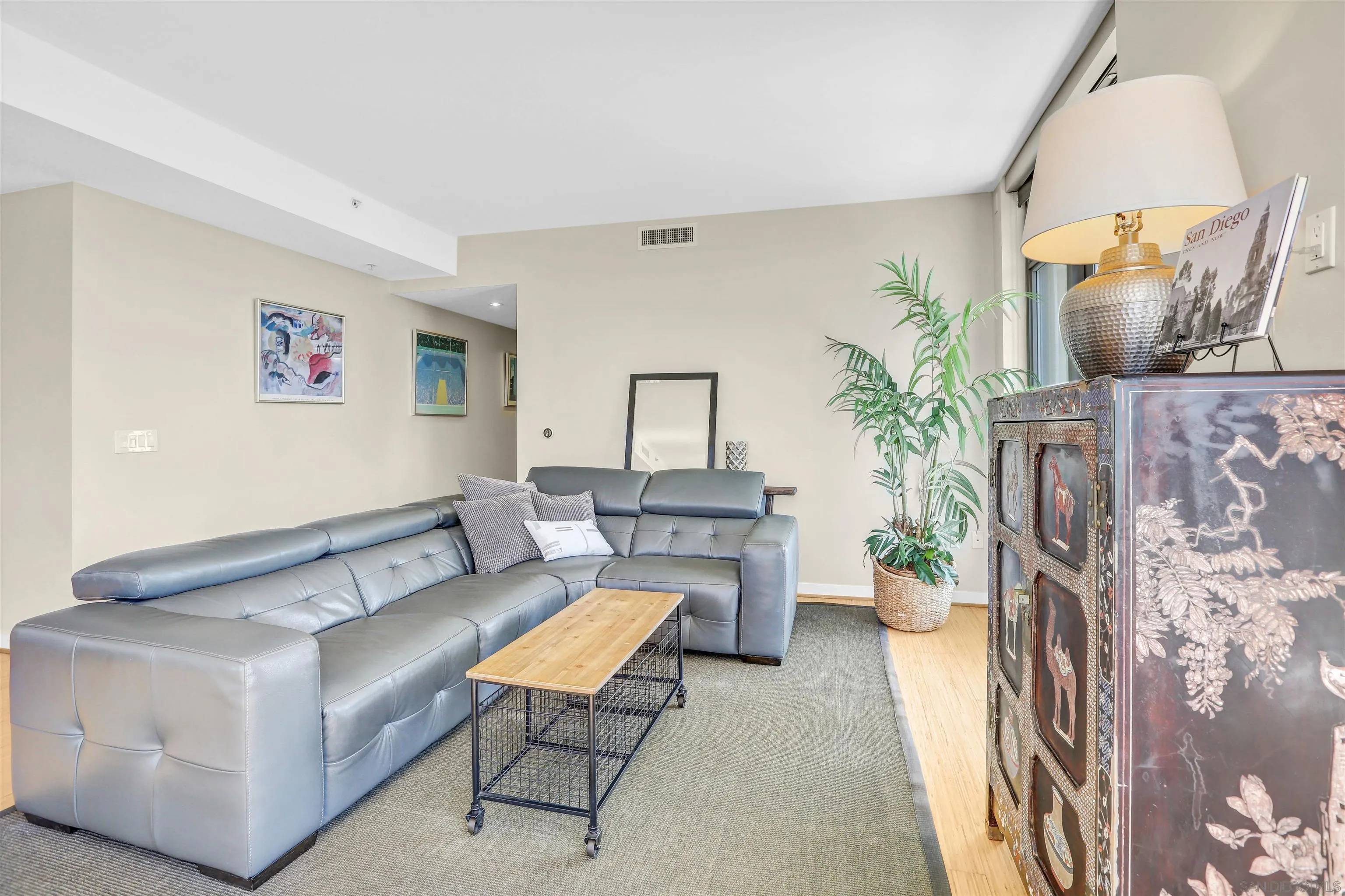 San Diego, CA 92101,1441 9th Ave #1104