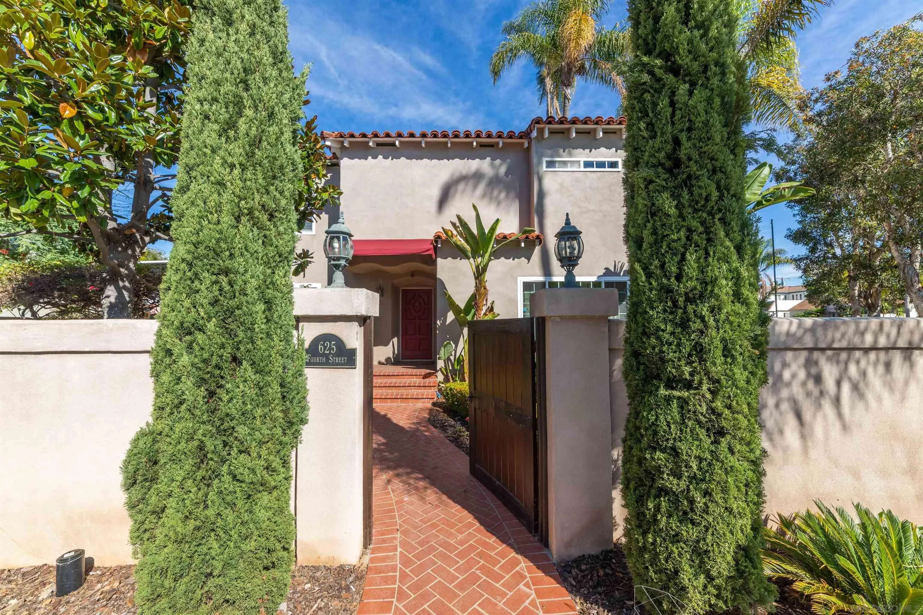Coronado, CA 92118,625 4th Street