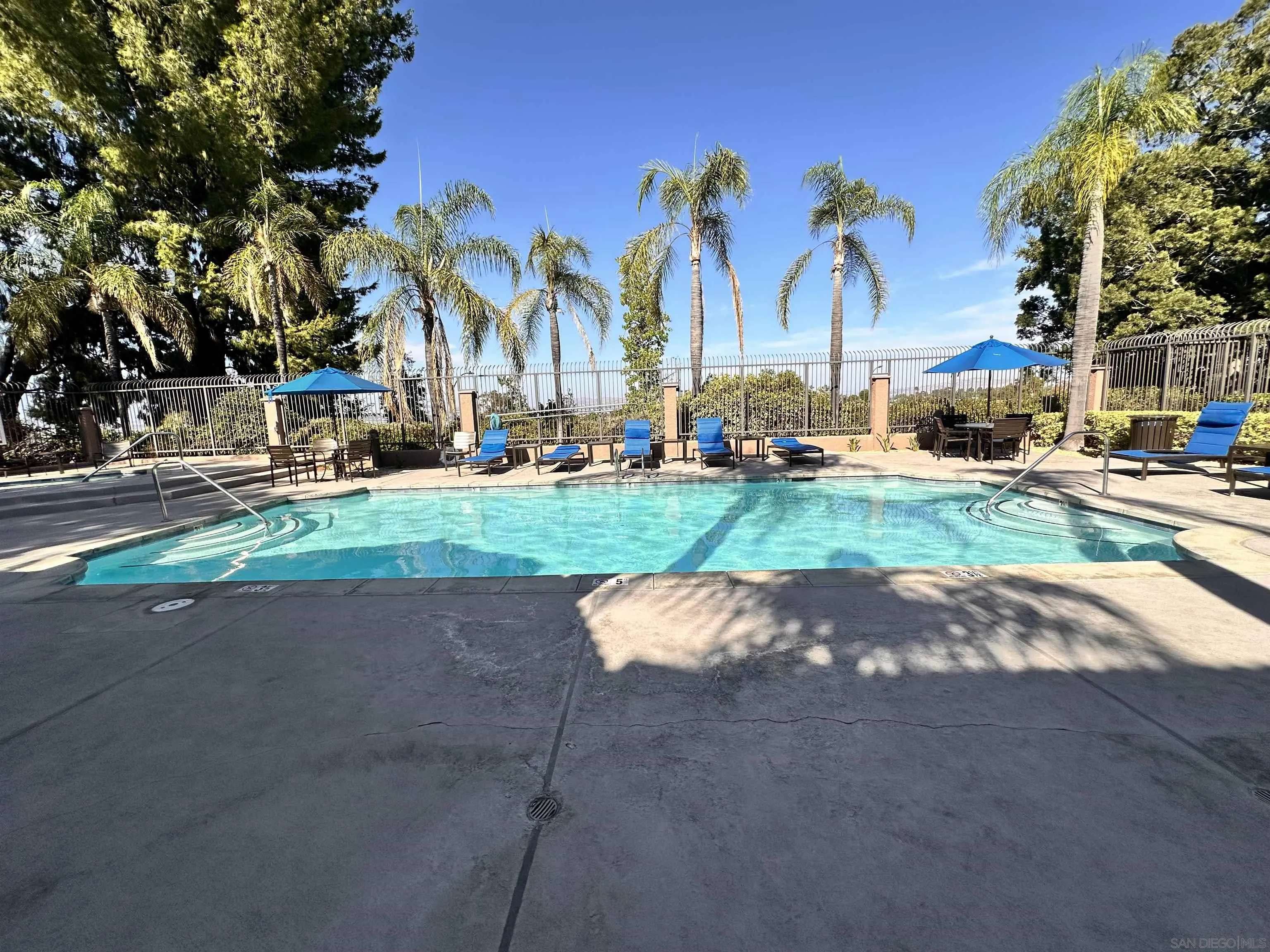 Corona, CA 92882,2275 Del Mar Way #306