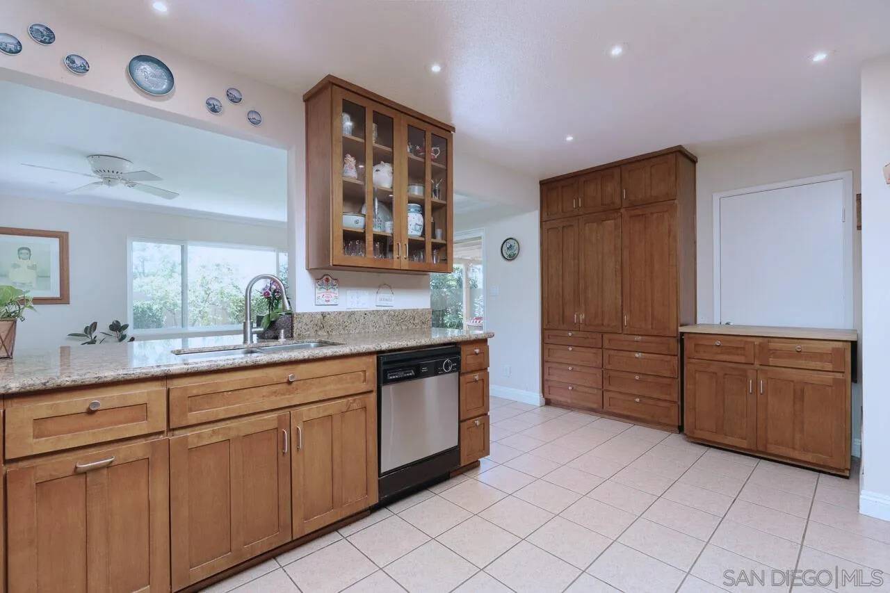 Chula Vista, CA 91910,1264 Calle Candelero