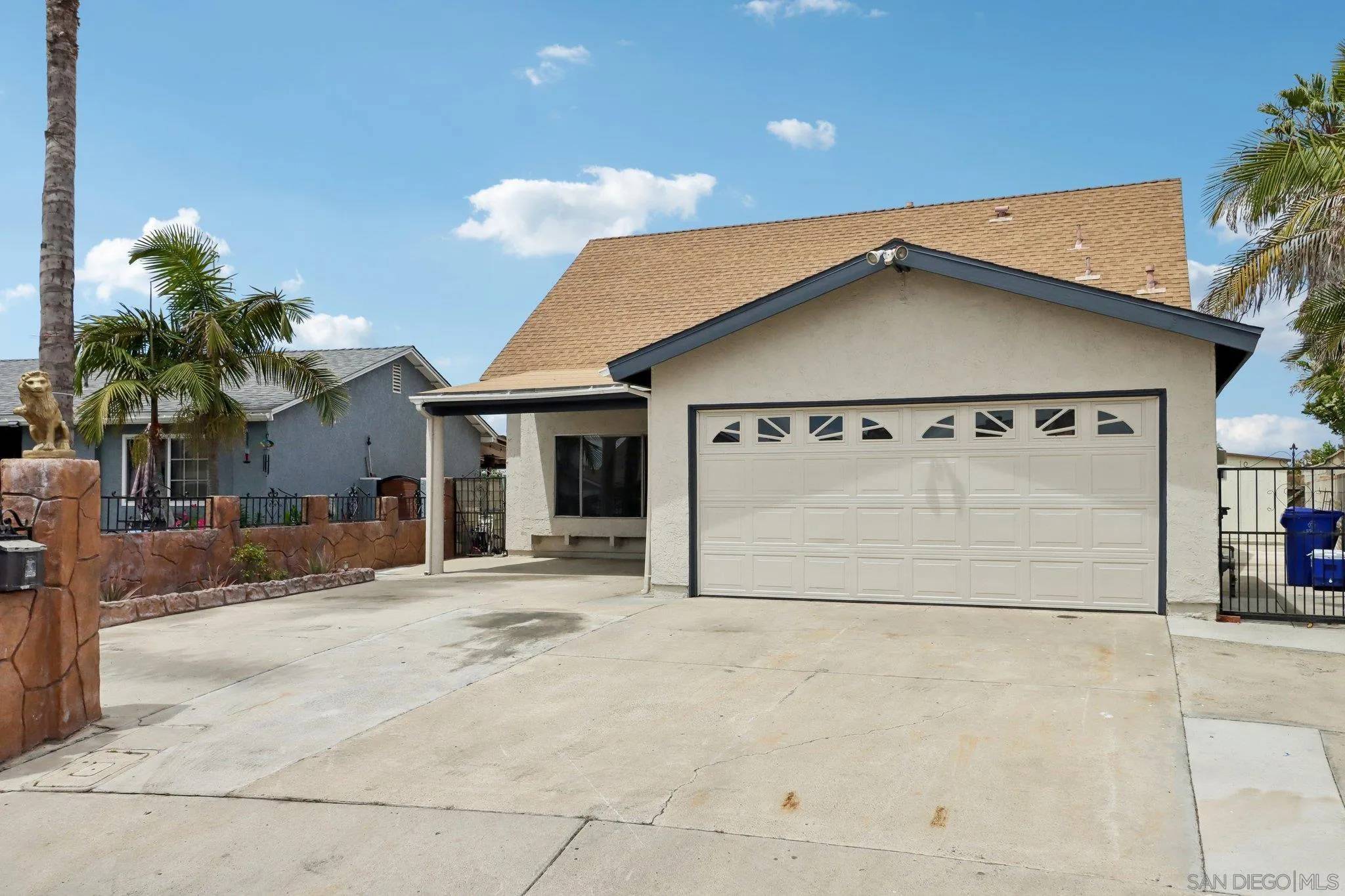 San Ysidro, CA 92173,1810 Isla De La Gaita