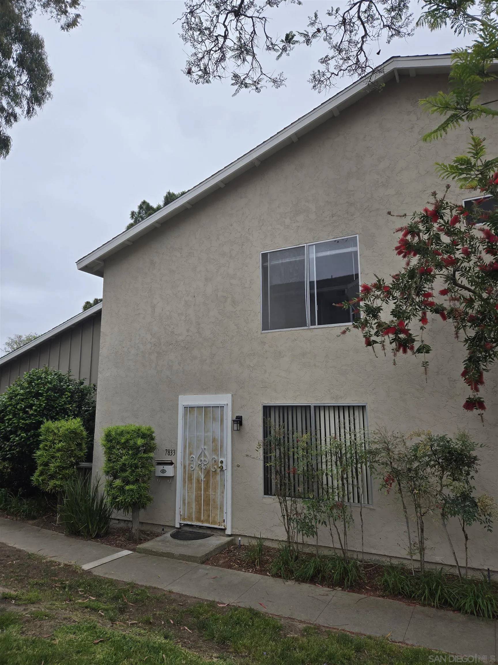 San Diego, CA 92122,7833 Camino Huerta