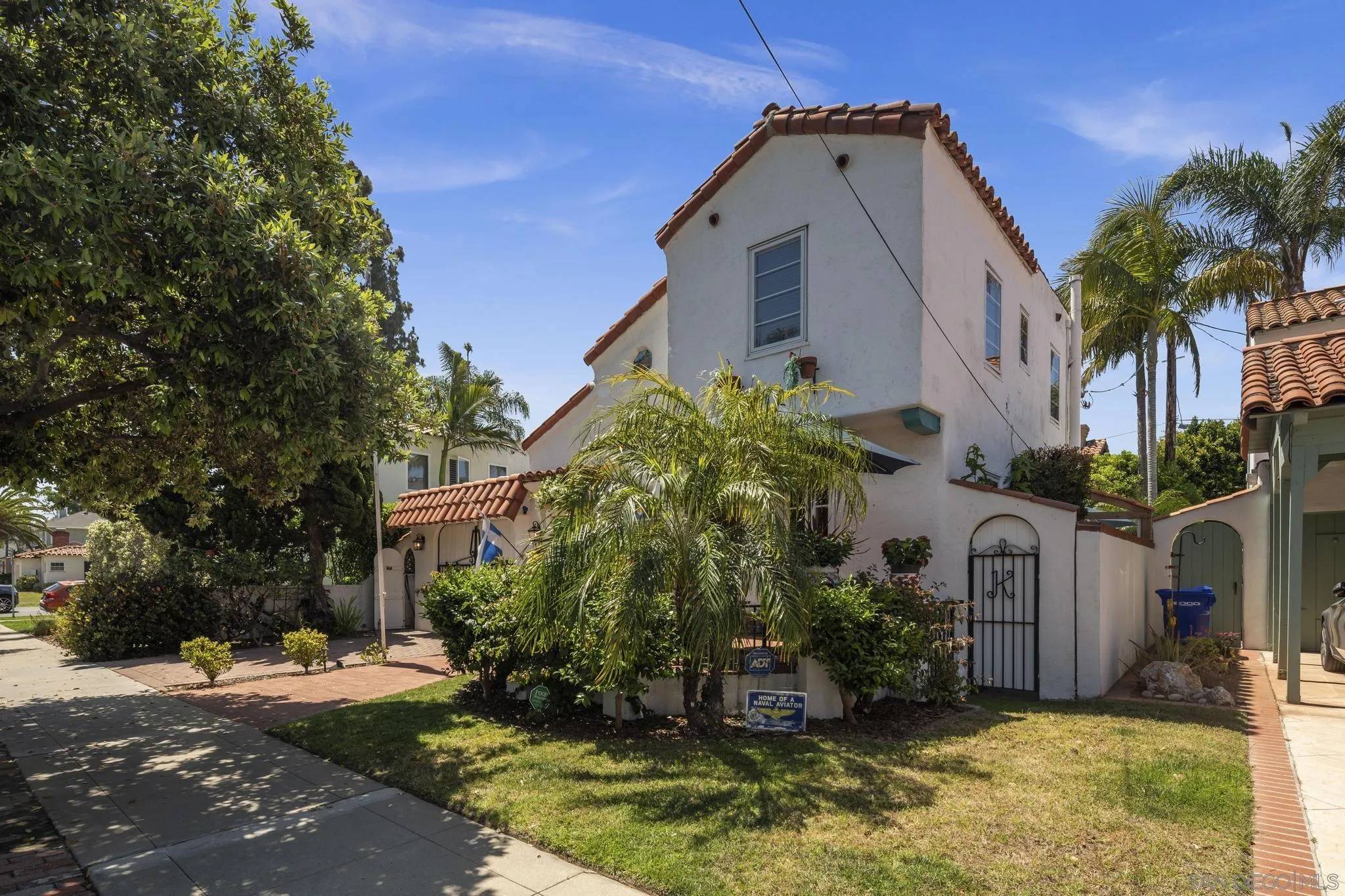 Coronado, CA 92118,1434 5th Street